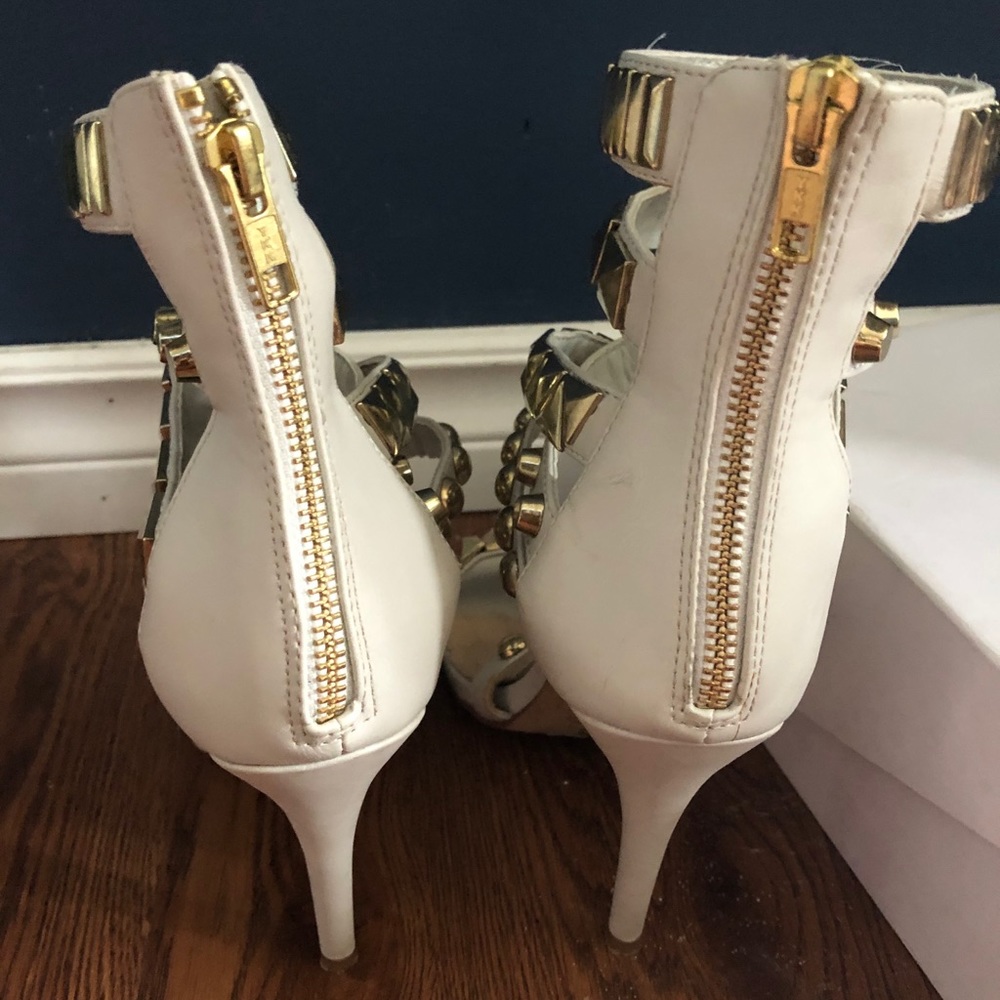 Shoes - Picture 3 of 3